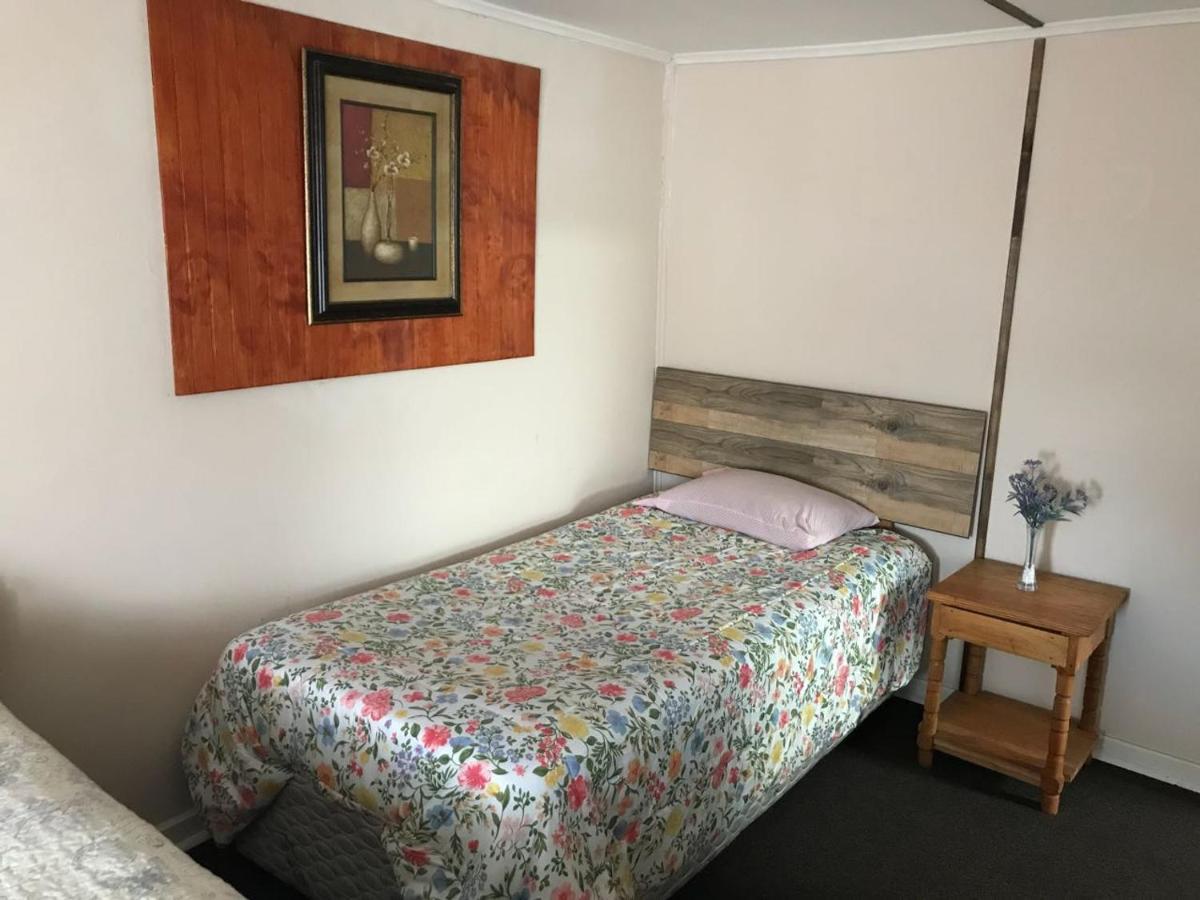 Hostal Torres Del Paine 2 푼타아레나스 외부 사진