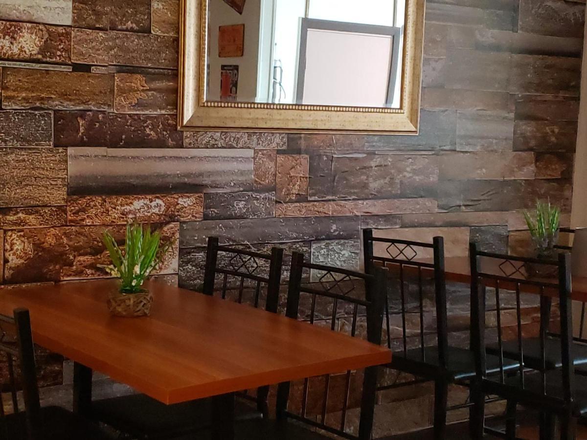 Hostal Torres Del Paine 2 푼타아레나스 외부 사진